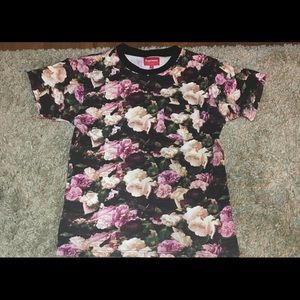 Supreme t shirt